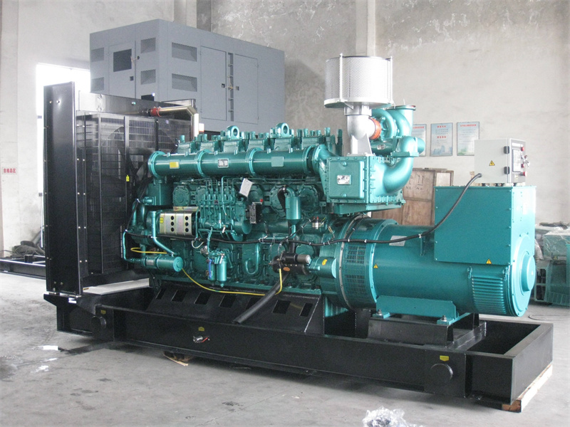 西塞山200KW 柴油发电机的油耗是多少?