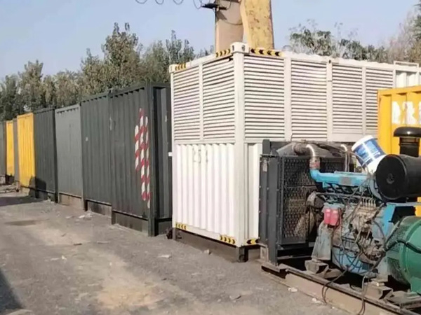 西塞山200KW柴油发电机机组每小时油耗是多少?